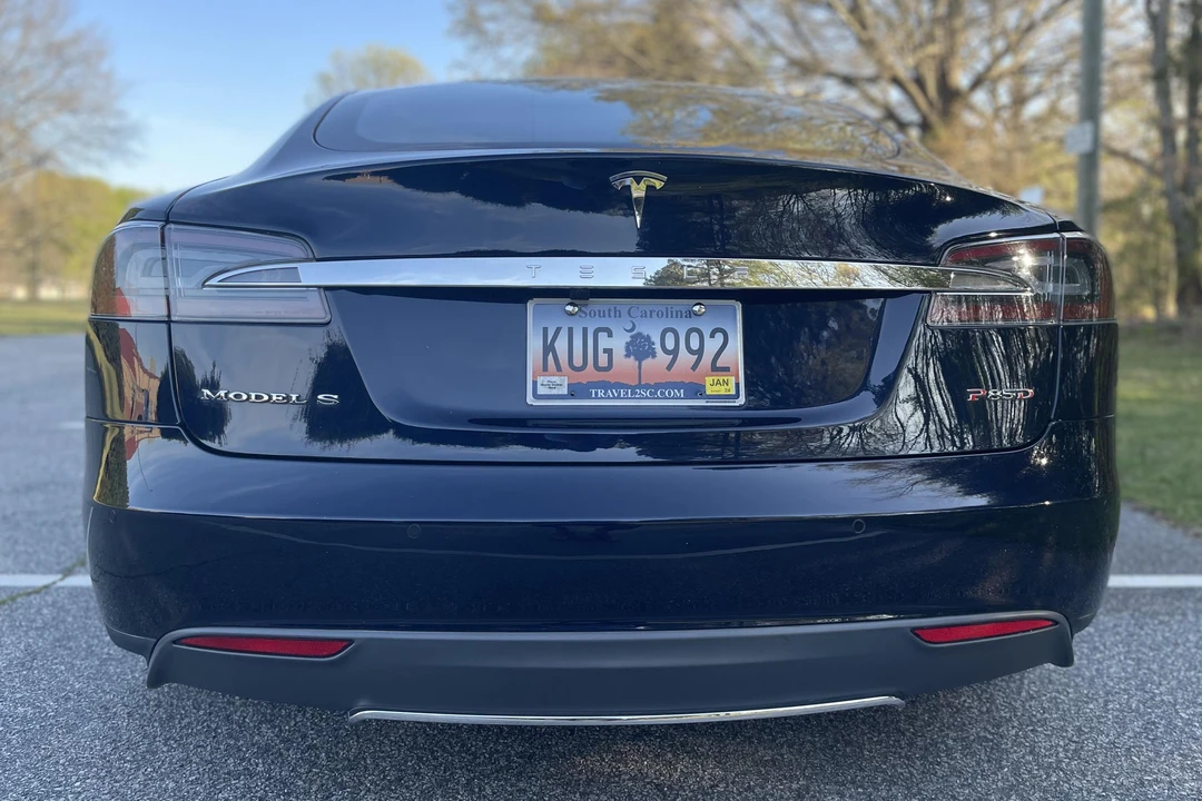 2014 Tesla Model S - Image 5 of 5