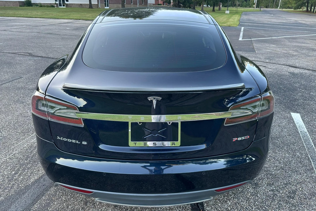 2014 Tesla Model S - Image 5 of 31