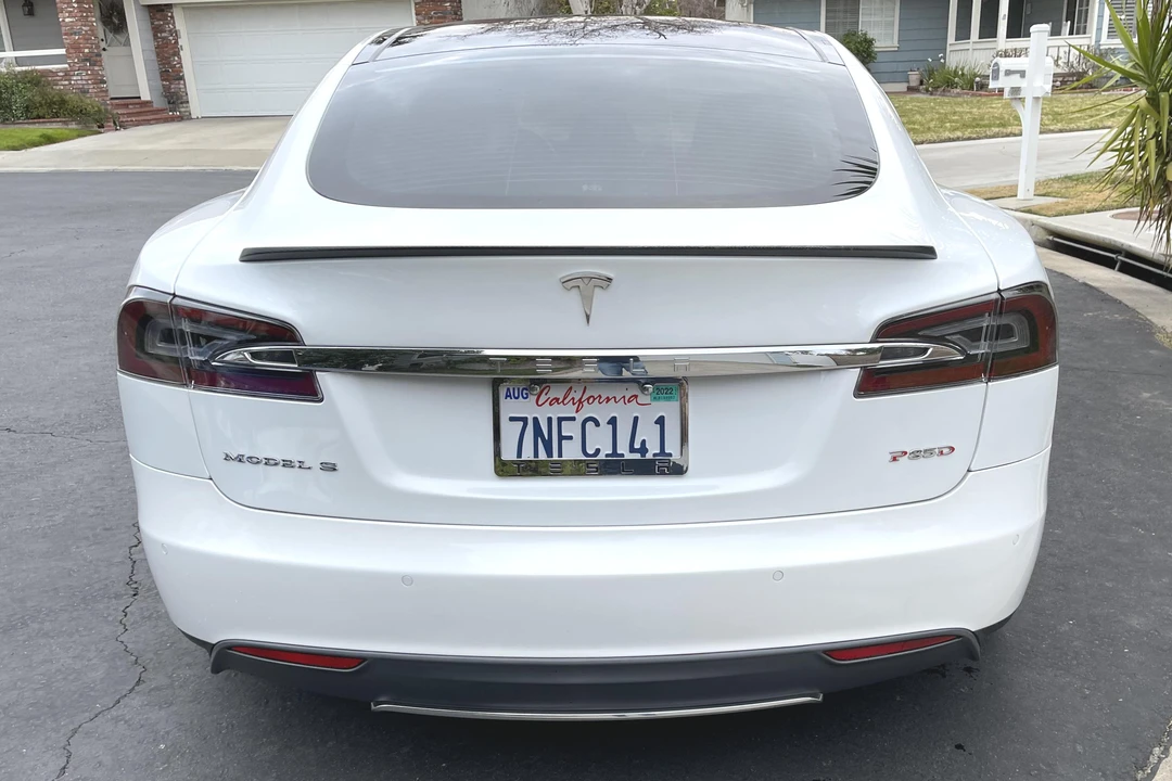 2014 Tesla Model S - Image 5 of 31