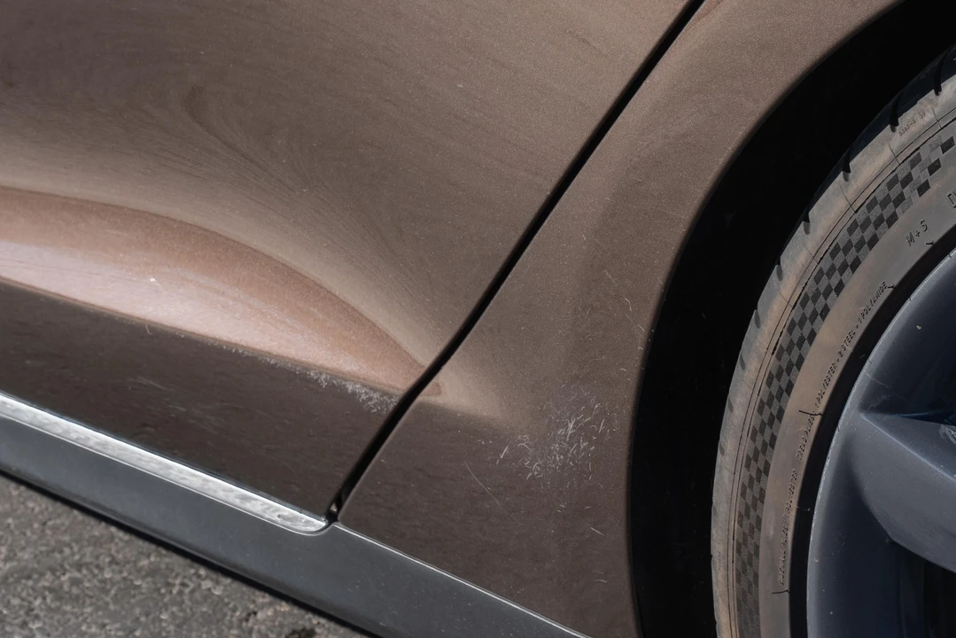 2014 Tesla Model S - Image 13 of 31