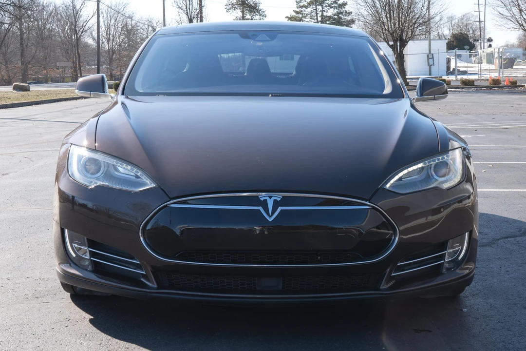 2014 Tesla Model S - Image 2 of 31
