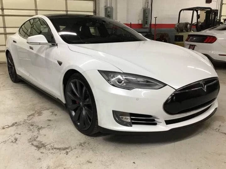 2014 Tesla Model S - Image 7 of 20