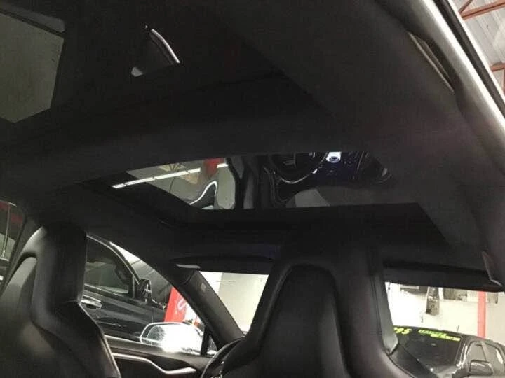 2014 Tesla Model S - Image 14 of 20