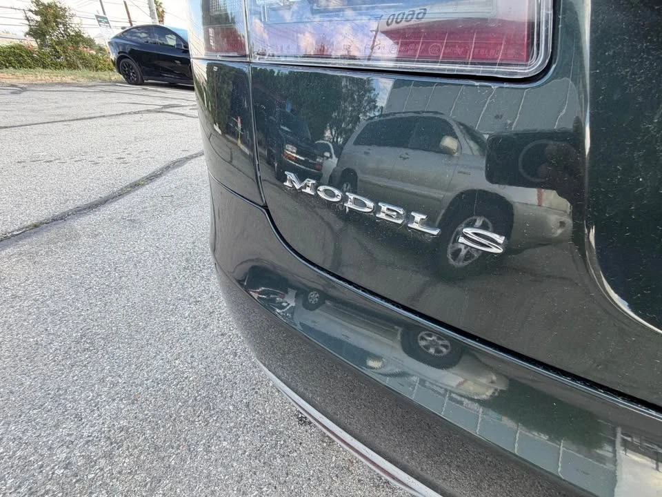 2014 Tesla Model S - Image 17 of 18