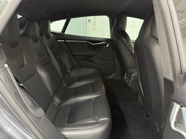 2014 Tesla Model S - Image 16 of 31