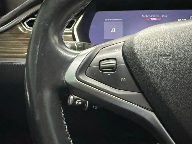 2014 Tesla Model S - Image 19 of 31