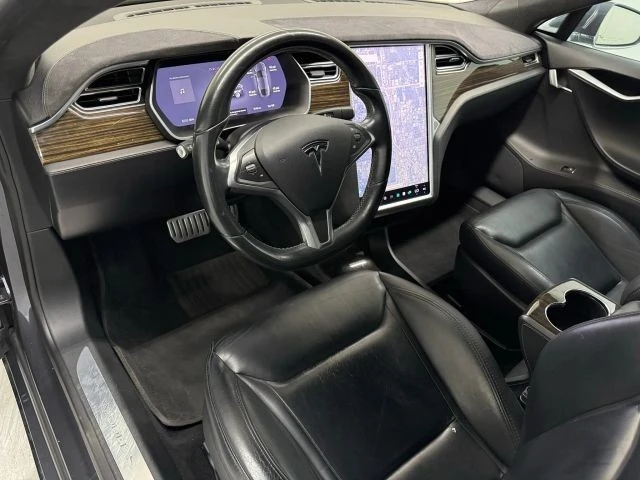 2014 Tesla Model S - Image 10 of 31