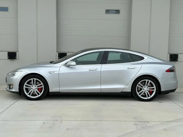 2014 Tesla Model S - Image 2 of 21