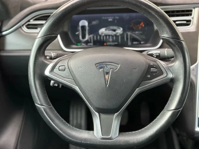 2014 Tesla Model S - Image 16 of 21