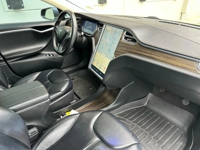 2014 Tesla Model S - Image 15 of 21