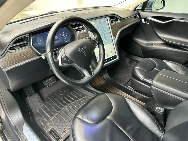 2014 Tesla Model S - Image 10 of 21