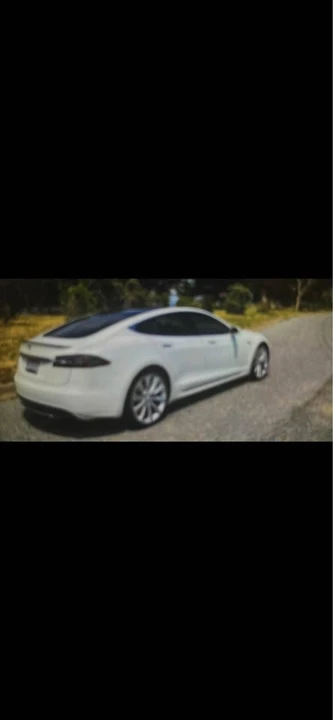 2014 Tesla Model S - Image 6 of 11
