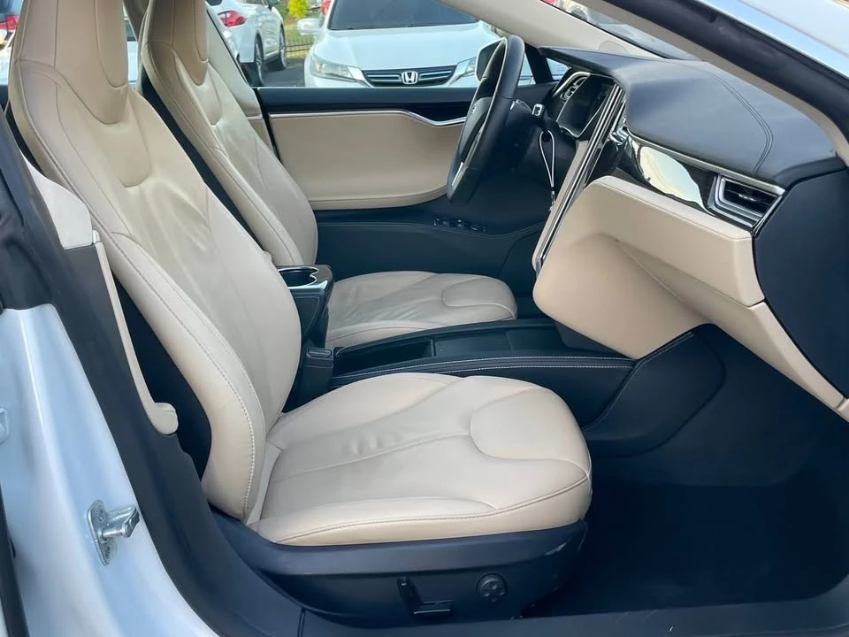 2014 Tesla Model S - Image 8 of 18