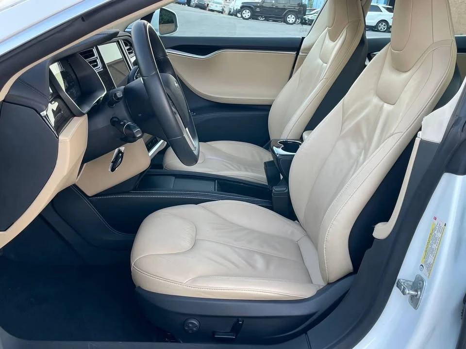 2014 Tesla Model S - Image 7 of 18