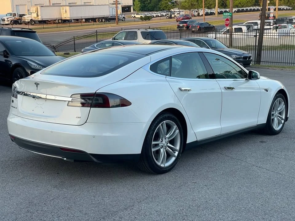 2014 Tesla Model S - Image 6 of 18
