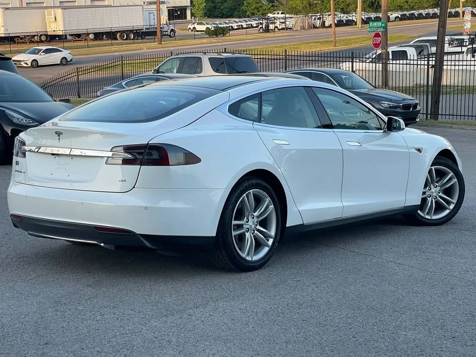 2014 Tesla Model S - Image 2 of 18