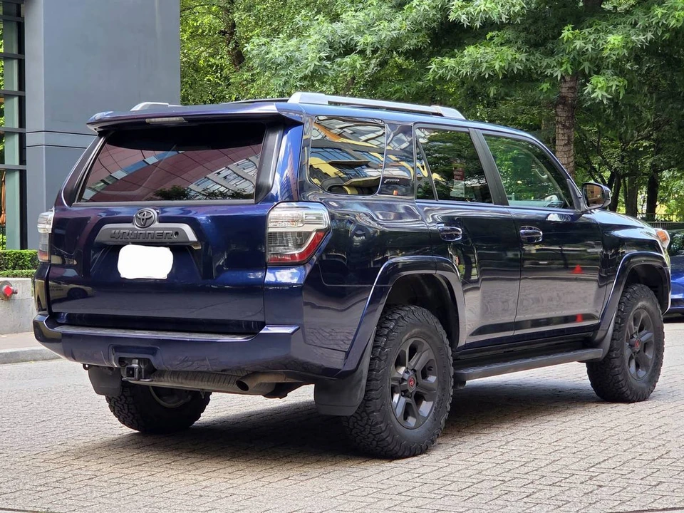 2014 Toyota 4Runner 5th Gen - Image 4 of 20