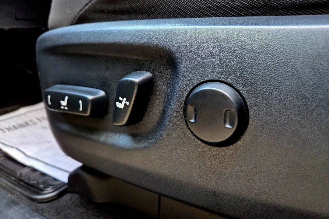 2014 Toyota 4Runner 5th Gen - Image 16 of 20