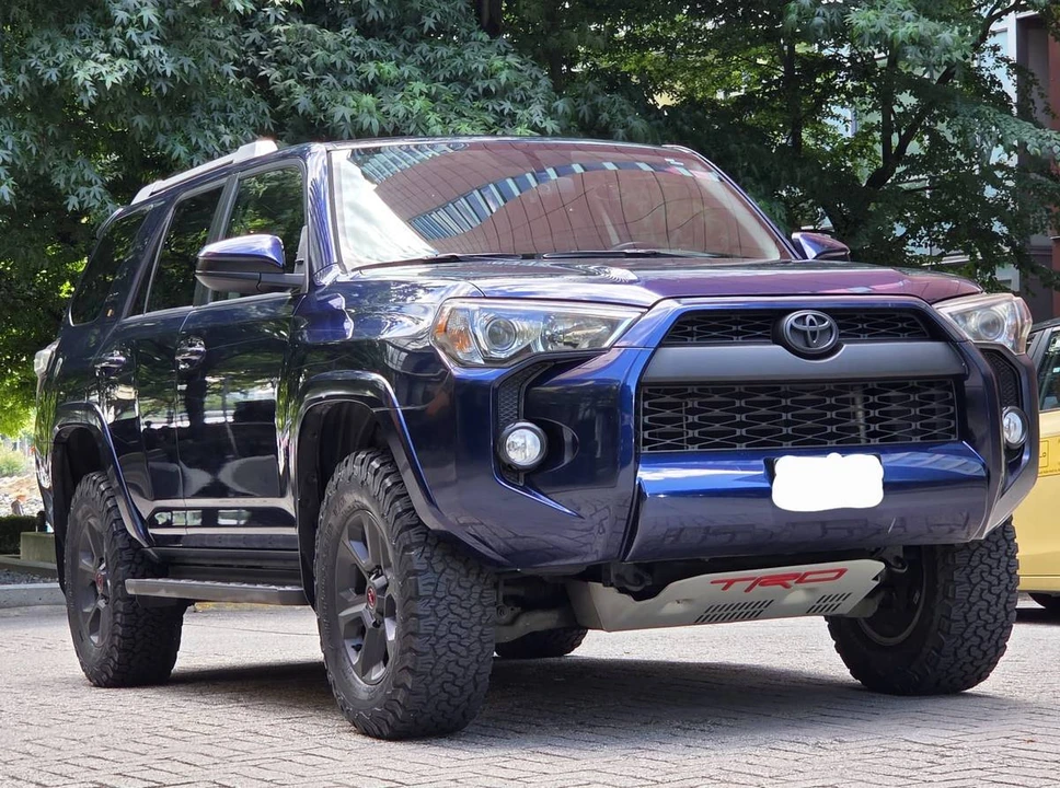 2014 Toyota 4Runner 5th Gen - Image 3 of 20