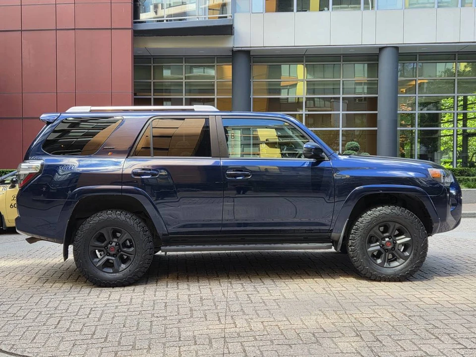 2014 Toyota 4Runner 5th Gen - Image 8 of 20