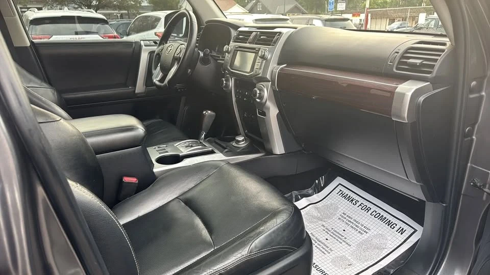 2014 Toyota 4Runner 5th Gen - Image 11 of 20
