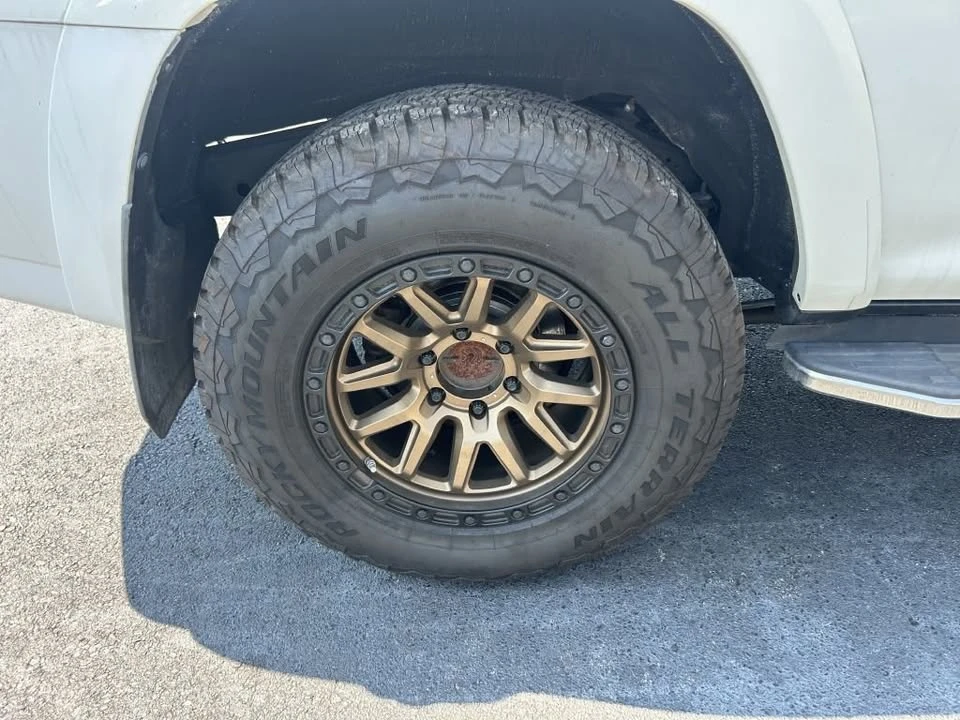 2014 Toyota 4Runner 5th Gen - Image 6 of 20