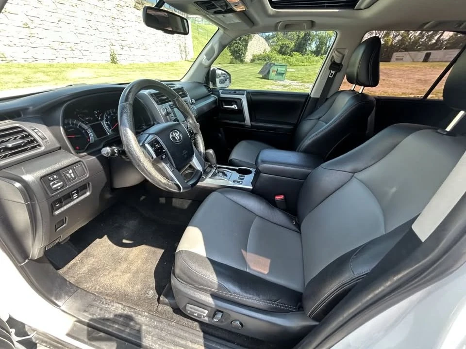 2014 Toyota 4Runner 5th Gen - Image 9 of 20