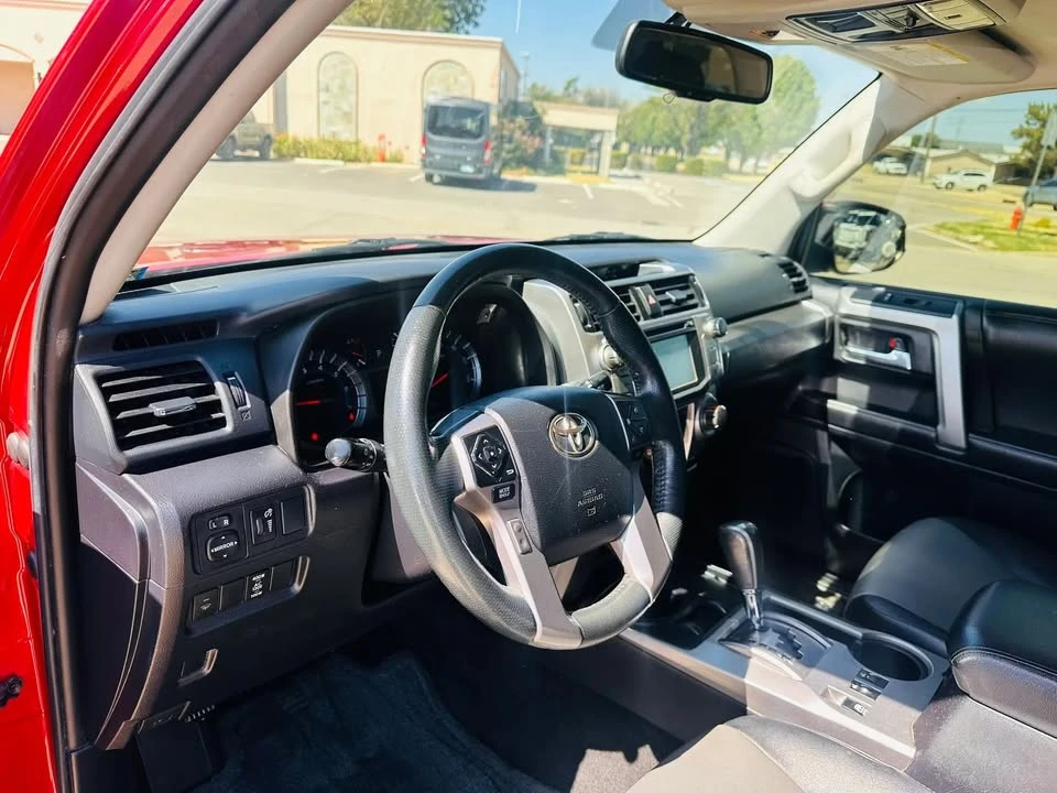 2014 Toyota 4Runner 5th Gen - Image 9 of 20
