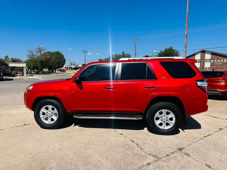 2014 Toyota 4Runner 5th Gen - Image 8 of 20