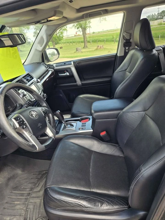 2014 Toyota 4Runner 5th Gen - Image 6 of 10