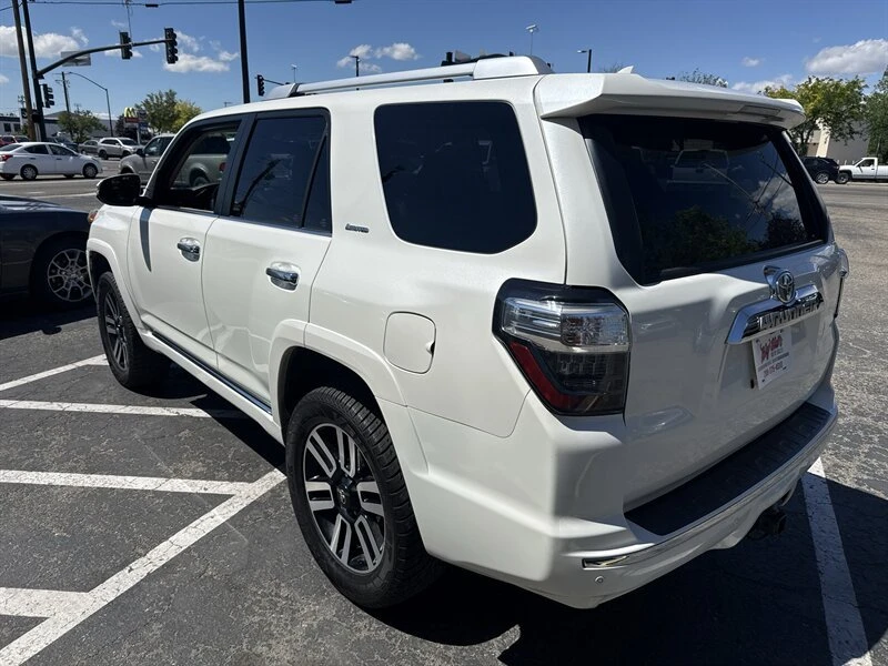 2014 Toyota 4Runner 5th Gen - Image 3 of 20