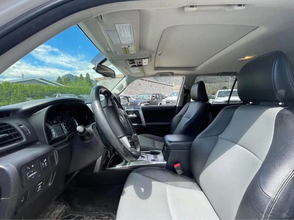 2014 Toyota 4Runner 5th Gen - Image 6 of 7