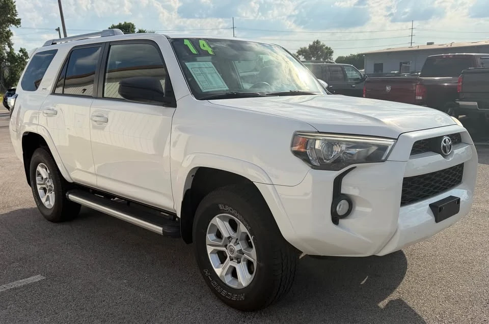 2014 Toyota 4Runner 5th Gen - Image 2 of 18