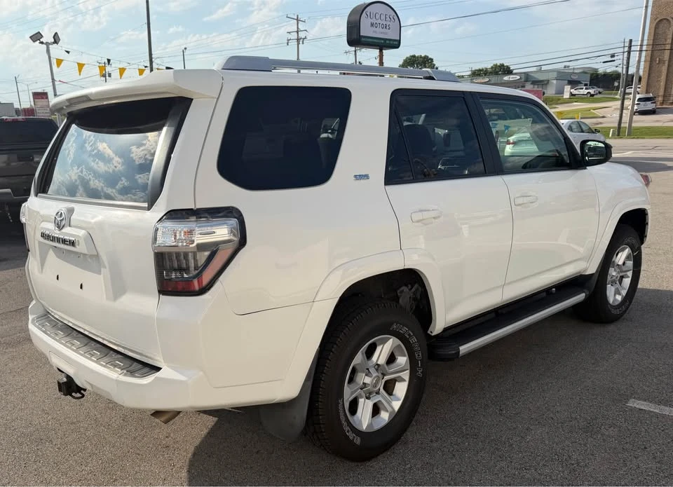 2014 Toyota 4Runner 5th Gen - Image 4 of 18