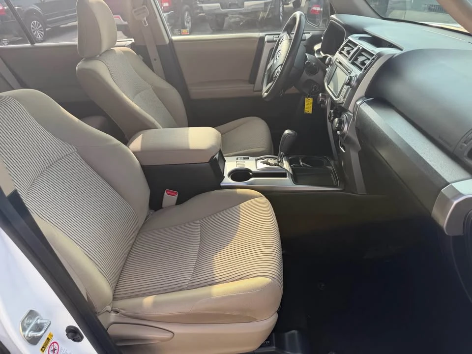 2014 Toyota 4Runner 5th Gen - Image 9 of 18