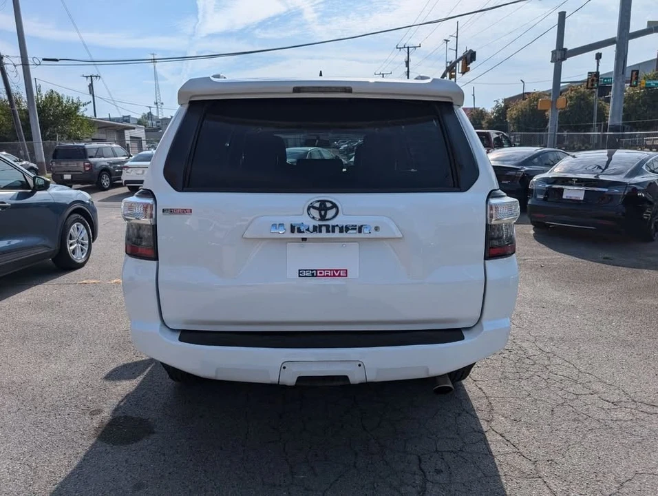 2014 Toyota 4Runner 5th Gen - Image 7 of 20
