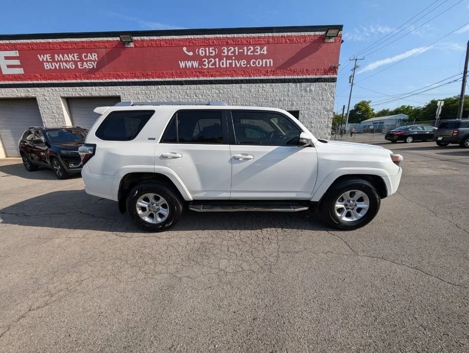 2014 Toyota 4Runner 5th Gen - Image 5 of 20