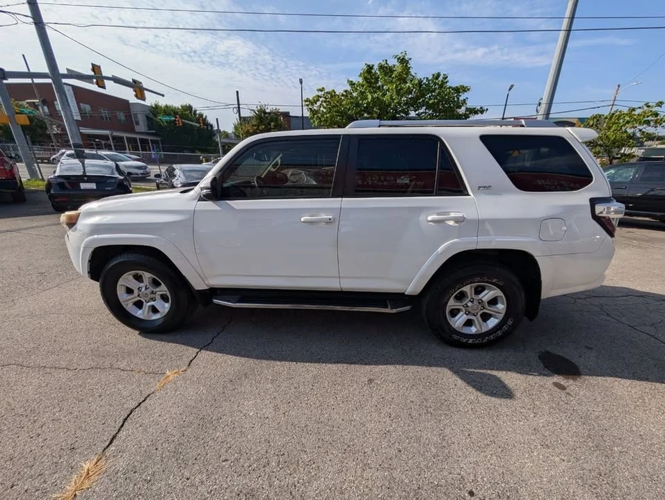 2014 Toyota 4Runner 5th Gen - Image 9 of 20