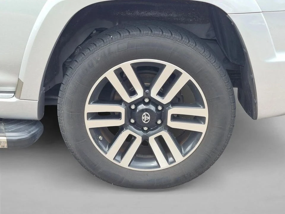2014 Toyota 4Runner 5th Gen - Image 15 of 16