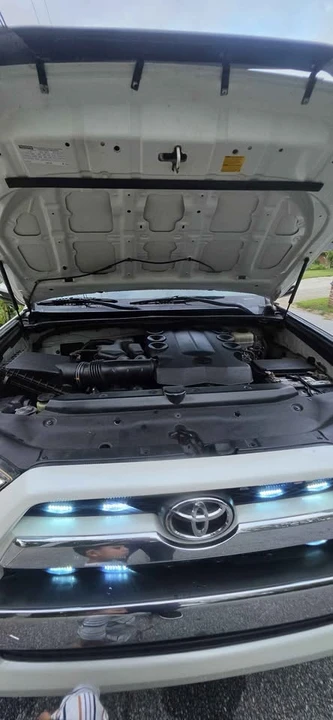 2014 Toyota 4Runner 5th Gen - Image 9 of 17