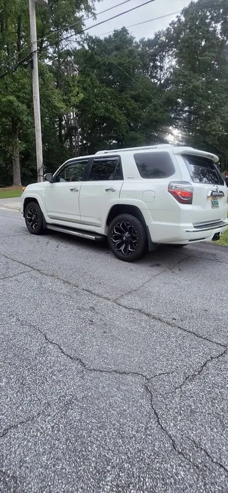 2014 Toyota 4Runner 5th Gen - Image 4 of 17