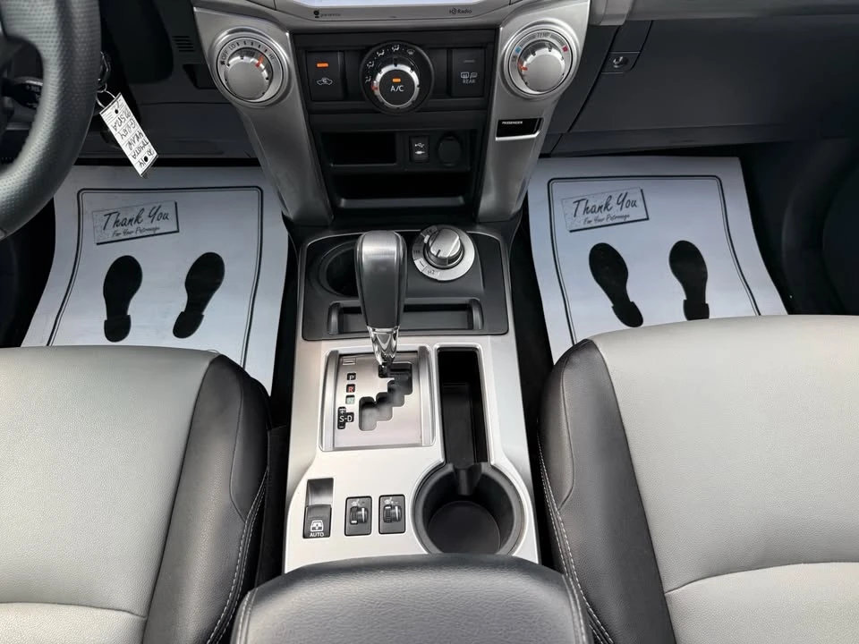 2014 Toyota 4Runner 5th Gen - Image 18 of 19