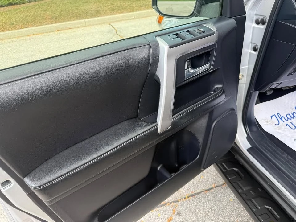 2014 Toyota 4Runner 5th Gen - Image 17 of 20