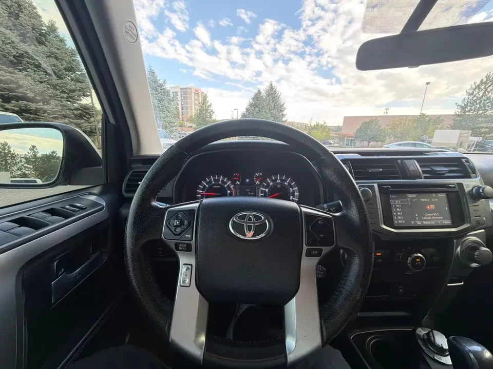 2014 Toyota 4Runner 5th Gen - Image 17 of 20