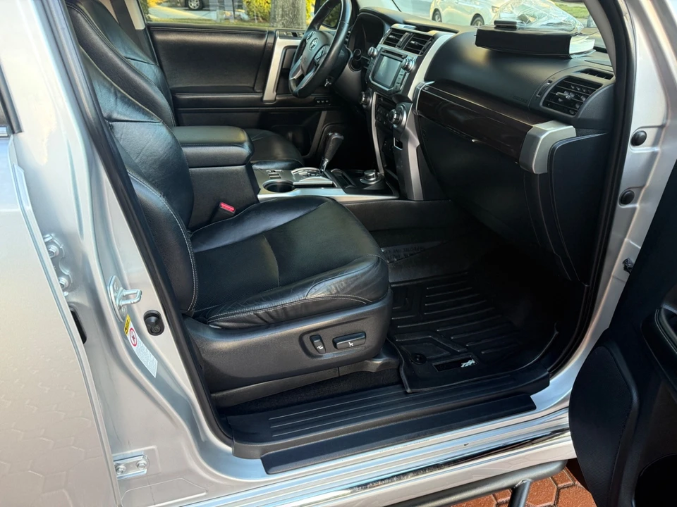 2014 Toyota 4Runner 5th Gen - Image 15 of 21