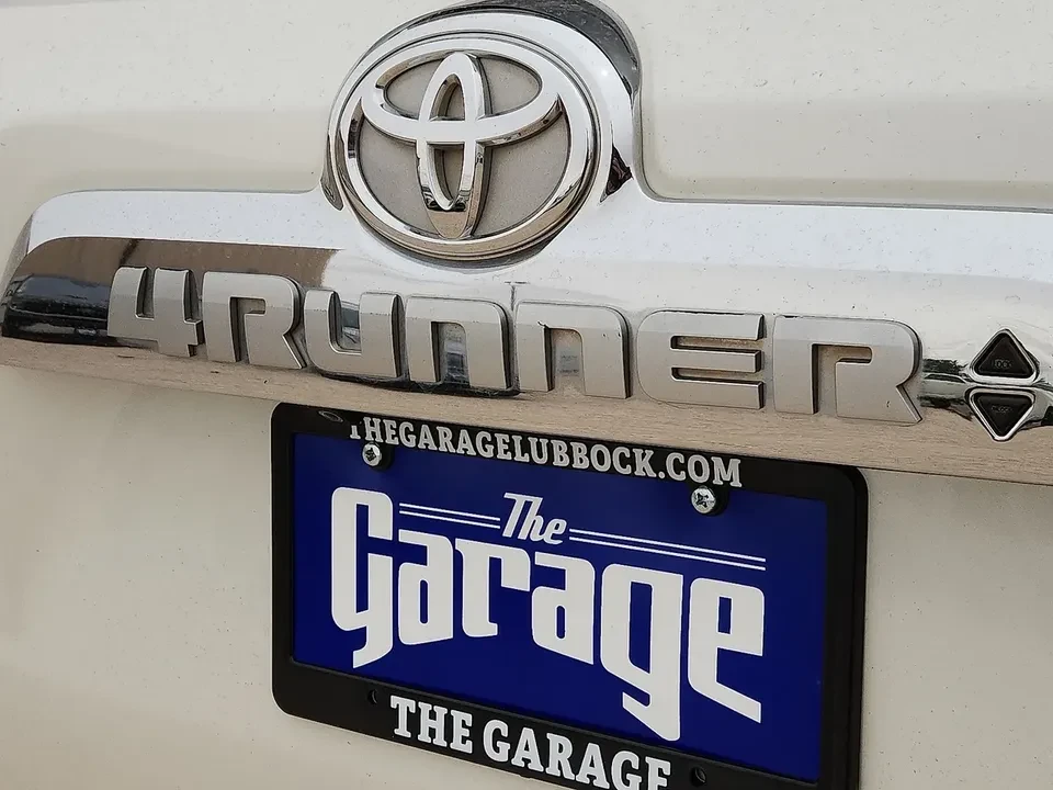 2014 Toyota 4Runner 5th Gen - Image 8 of 19