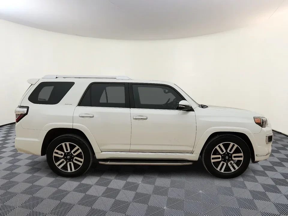 2014 Toyota 4Runner 5th Gen - Image 5 of 19