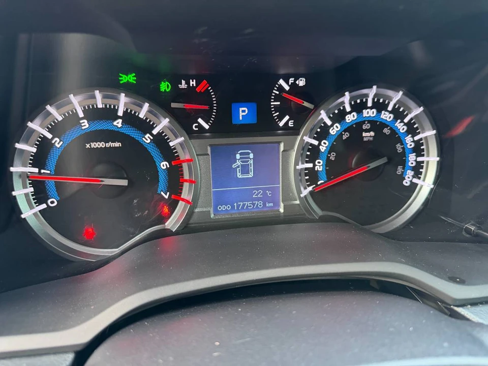 2014 Toyota 4Runner 5th Gen - Image 16 of 20