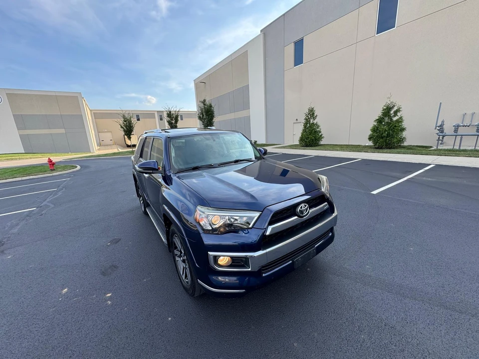 2014 Toyota 4Runner 5th Gen - Image 9 of 31