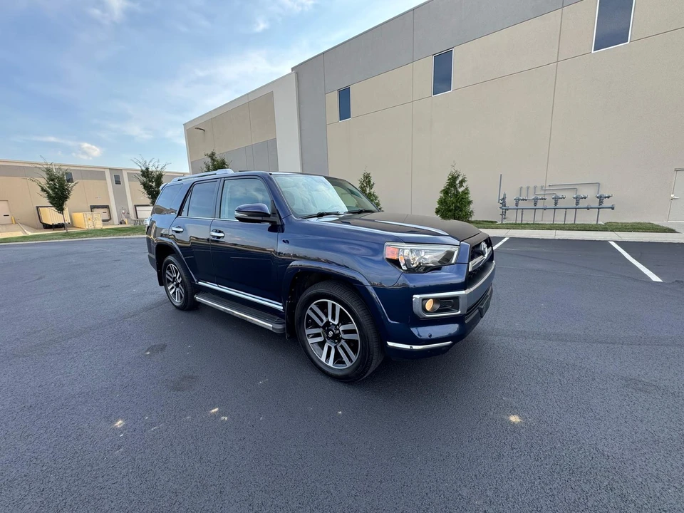 2014 Toyota 4Runner 5th Gen - Image 10 of 31